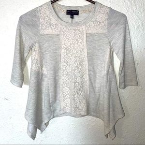 LA Conduct girls 8 cream lace top